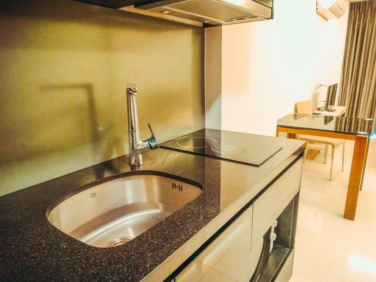 Club Royal Suites Pattaya Bagian luar foto